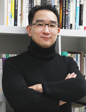 국민대학교, 김성우 교수